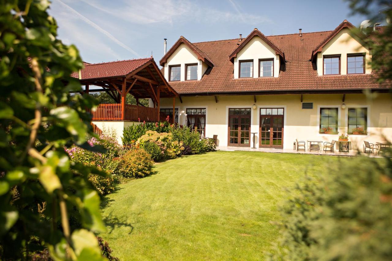 Pivovarský dvůr Zvíkov Zvíkovské Podhradí Exterior foto